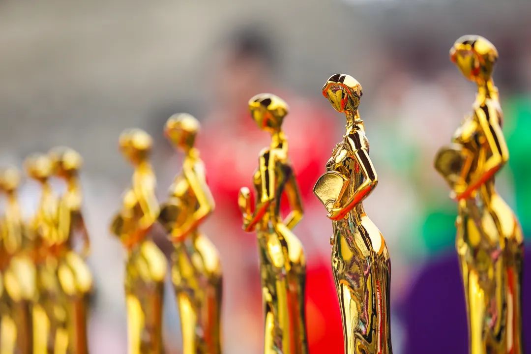 詩意青蓮·花樣年華｜青蓮·歐洲院子旗袍展演活動3月8日正式開啟，快來享受屬于你的美麗時刻吧！